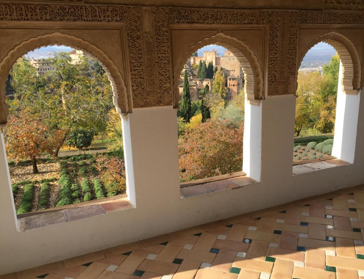 Salinas. Apartment For 4. Terrace/Parking/Pools/Gym/4Mins Beach Estepona Bagian luar foto